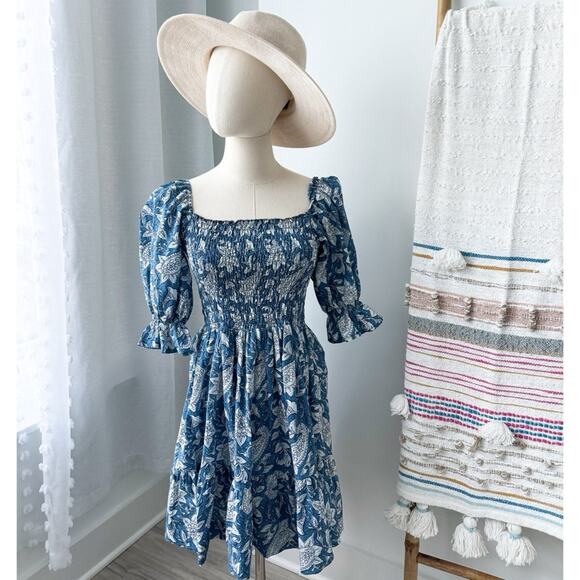 Perry Walker Dresses & Skirts - Perry Walker The Grace Blue Floral Short Puff Sleeves Cotton Mini Dress Medium